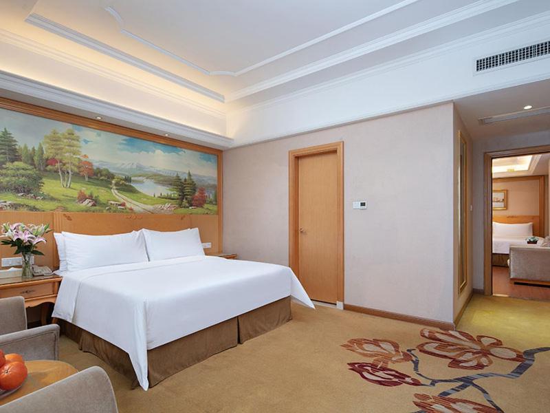 Vienna International Hotel Jiujiang Shili Street Extérieur photo